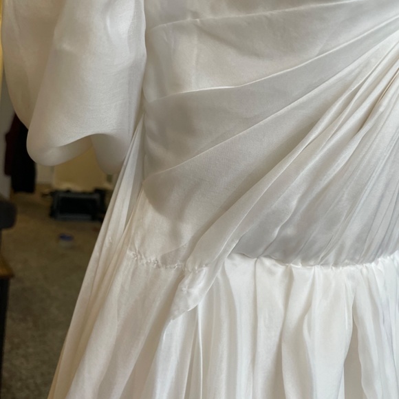 Sarah Seven “Practically Perfect” wedding dress - Picture 9 of 10